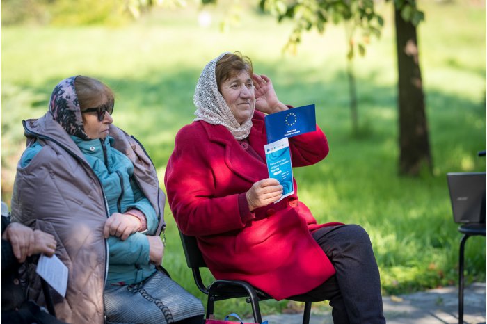 WE BRING EUROPE HOME: new social service financed by EU for south-eastern Moldova village  