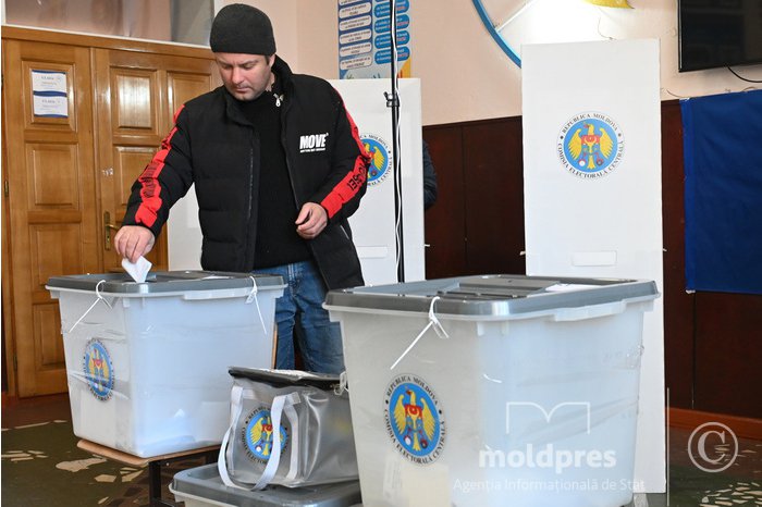 Over 27 per cent from seven Moldovan settlements were local elections are held vote till 15:00 