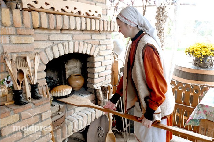 Discover Moldova with #MOLDPRES: Gagauz Sofrasi - cultural, culinary experiences inspired by Gagauz traditions, lifestyle 