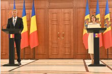 Conferință de presă susținută de Președinta Republicii Moldova, Maia Sandu, și Președintele României, Klaus Iohannis '